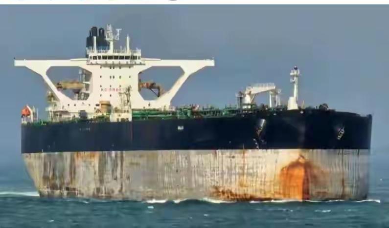 俄罗斯人自尊崩溃：油轮被美军扣押后，高官竟威胁用导弹打欧美