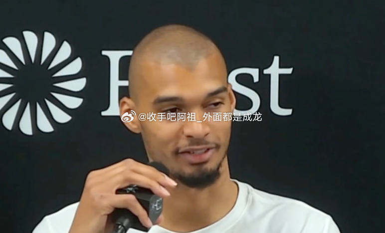 NBA常规赛，马刺今日主场126-123险胜森林狼。本场比赛，双方的当家球星均打