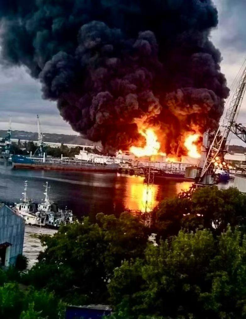 🔥🌍🇺🇸🇮🇷☢️
国际原子能机构负责人：
伊朗同意了，
我们会派专家