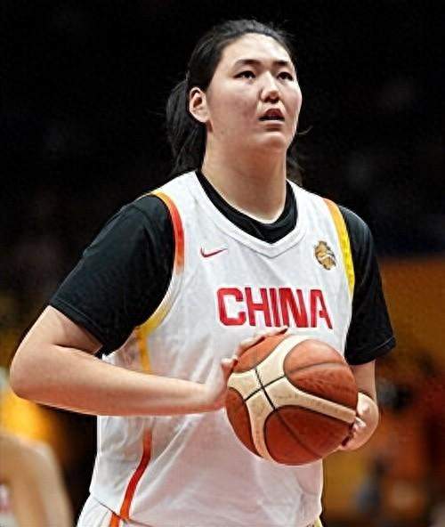 三分13中0！女篮输韩国5分，张子宇的22分成最孤独的答卷