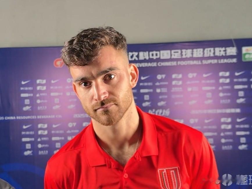 中超绯闻转会---古尔芬克尔…据悉成都蓉城不打算与明年年初合同到期的外援古尔芬克