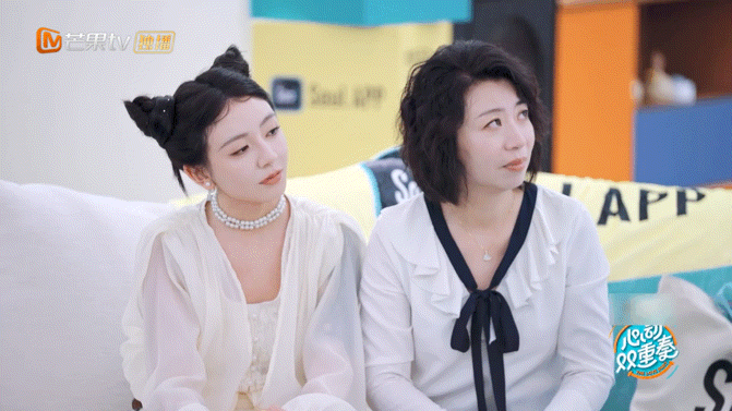郑思梦妈妈说女儿就是自己的底气心动双重奏 郑思梦在妈妈人生转折的时候站了出来，陪