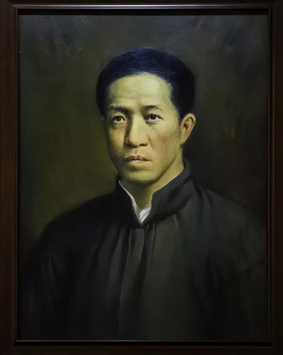 谁才是民国第一狂人？

个人认为，若论民国第一狂人，章太炎称第二，恐怕没人敢认第