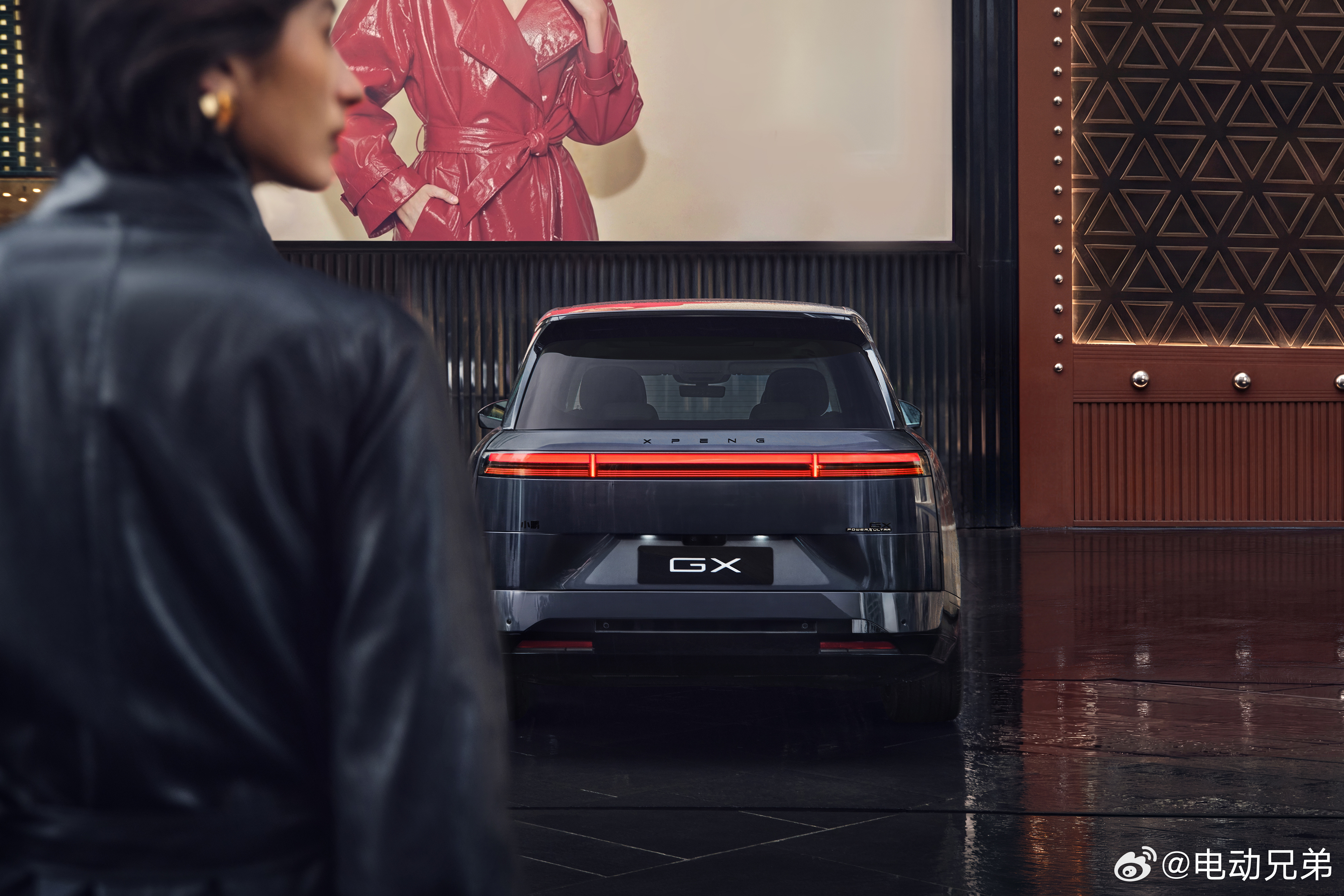 新科技旗舰小鹏GX来了大6座继续热闹小鹏总刚刚预告了小鹏2026年首款全新车型—