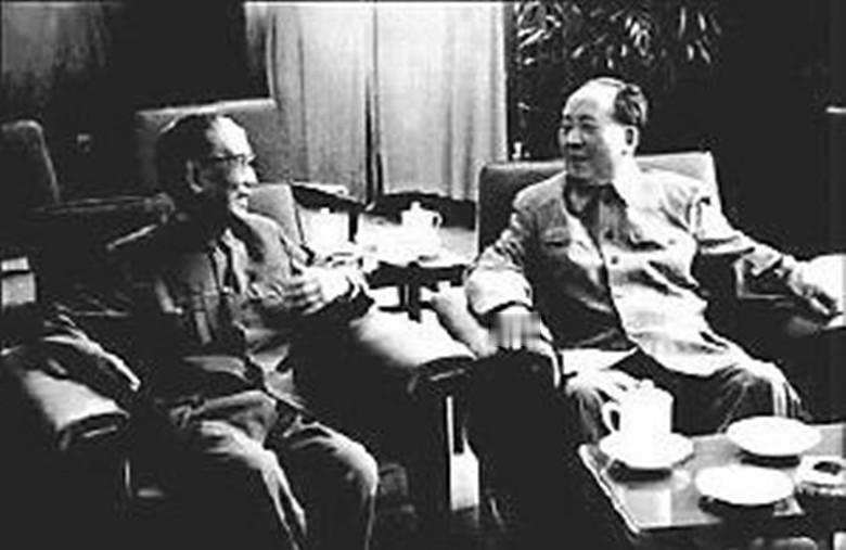 1926年郭沫若与青年毛泽东初次见面，竟评价其形貌如妇人好女，这种印象为何如此深