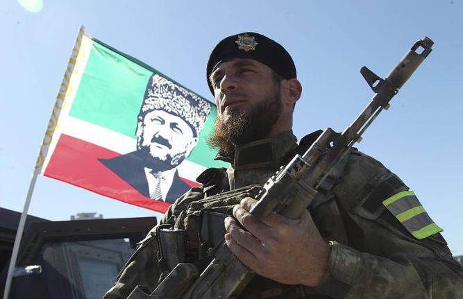 车臣武装要出兵伊朗了！美国这次真的惹上了大麻烦！

当地时间3月31日，伊朗媒体