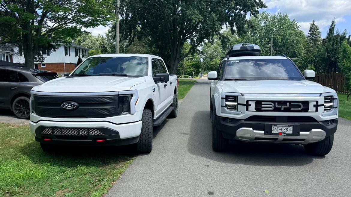 比亚迪鲨鱼与福特F-150Lightning尺寸对比。
电车出海 大v聊车