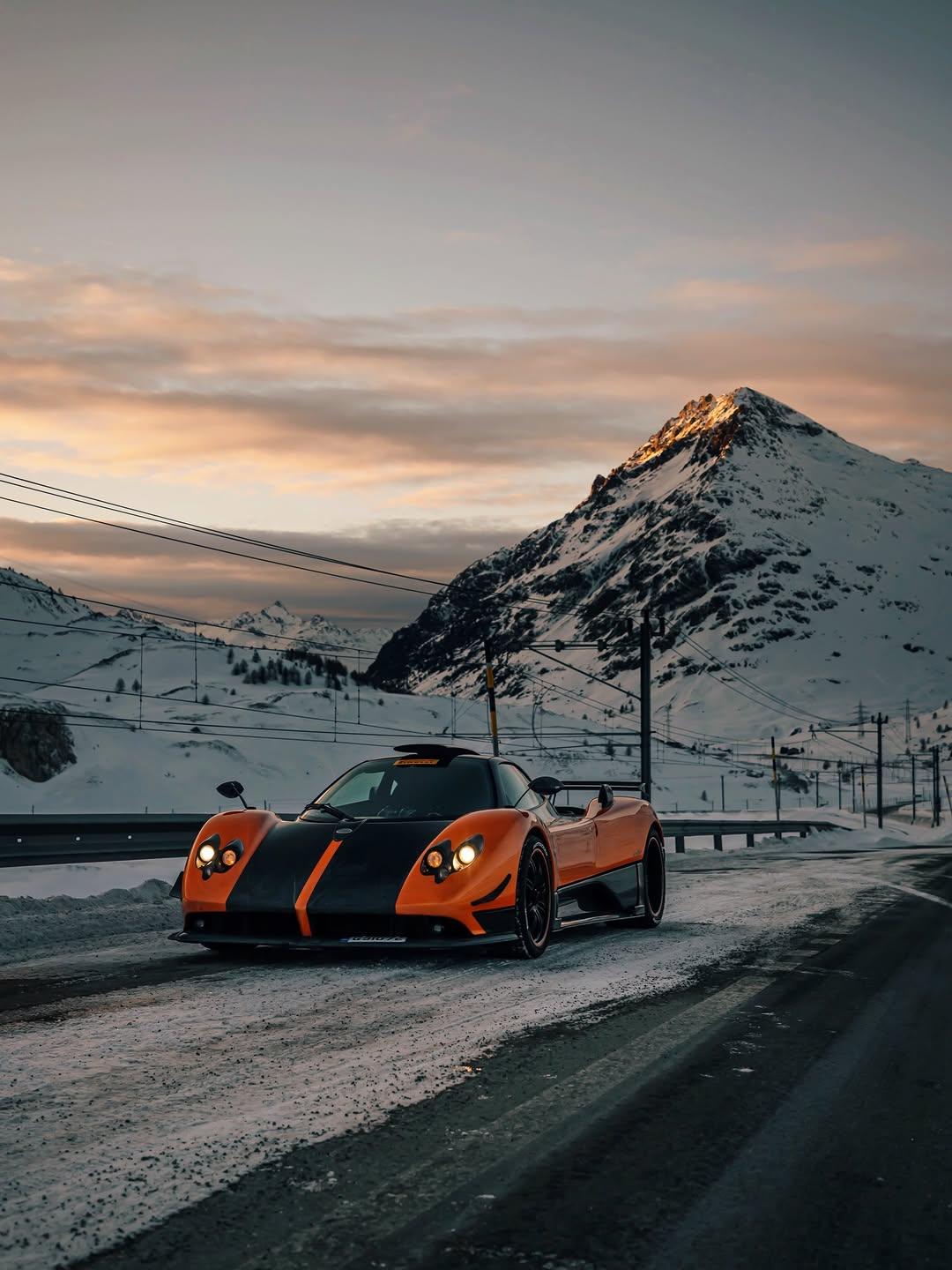 曾经港岛四子之一，现已是Binezis车库的双子星之一