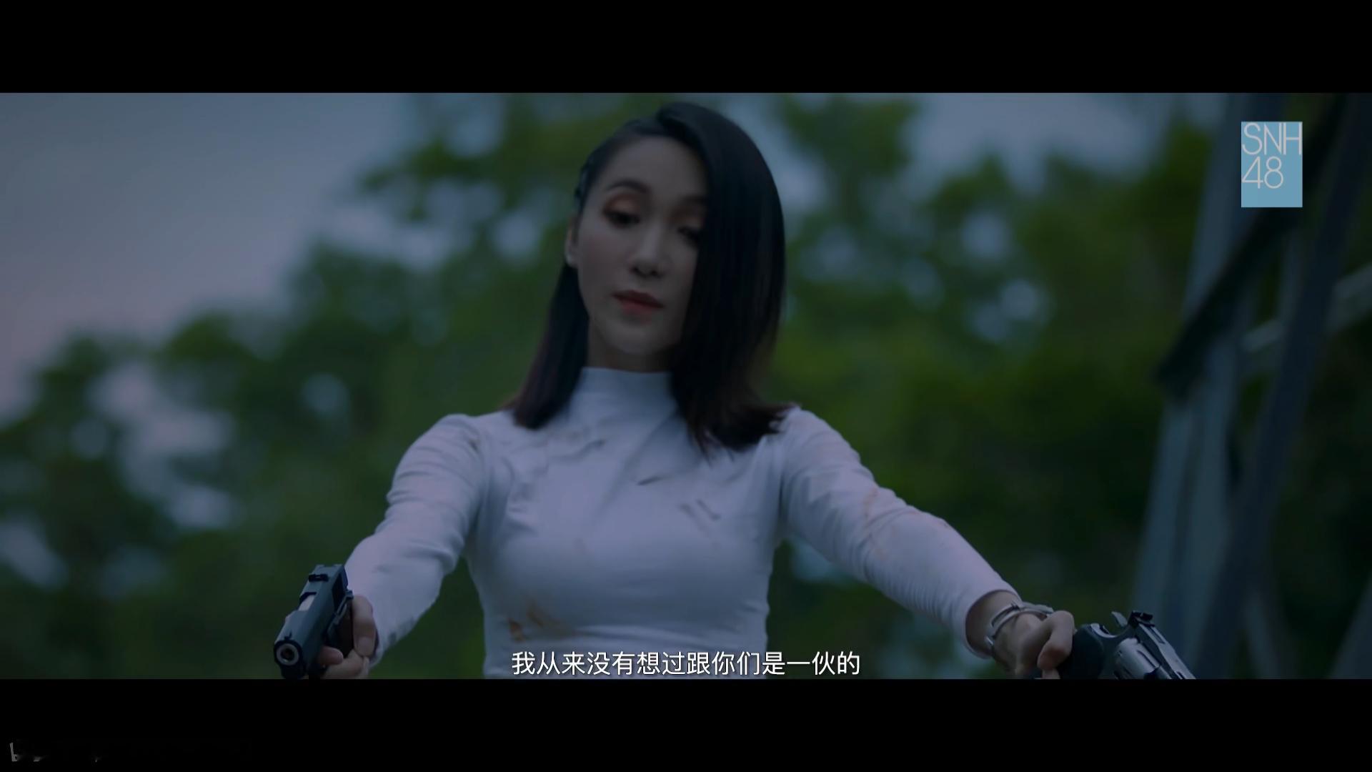 这台词水平太高了吧两三层楼那么高啊。 