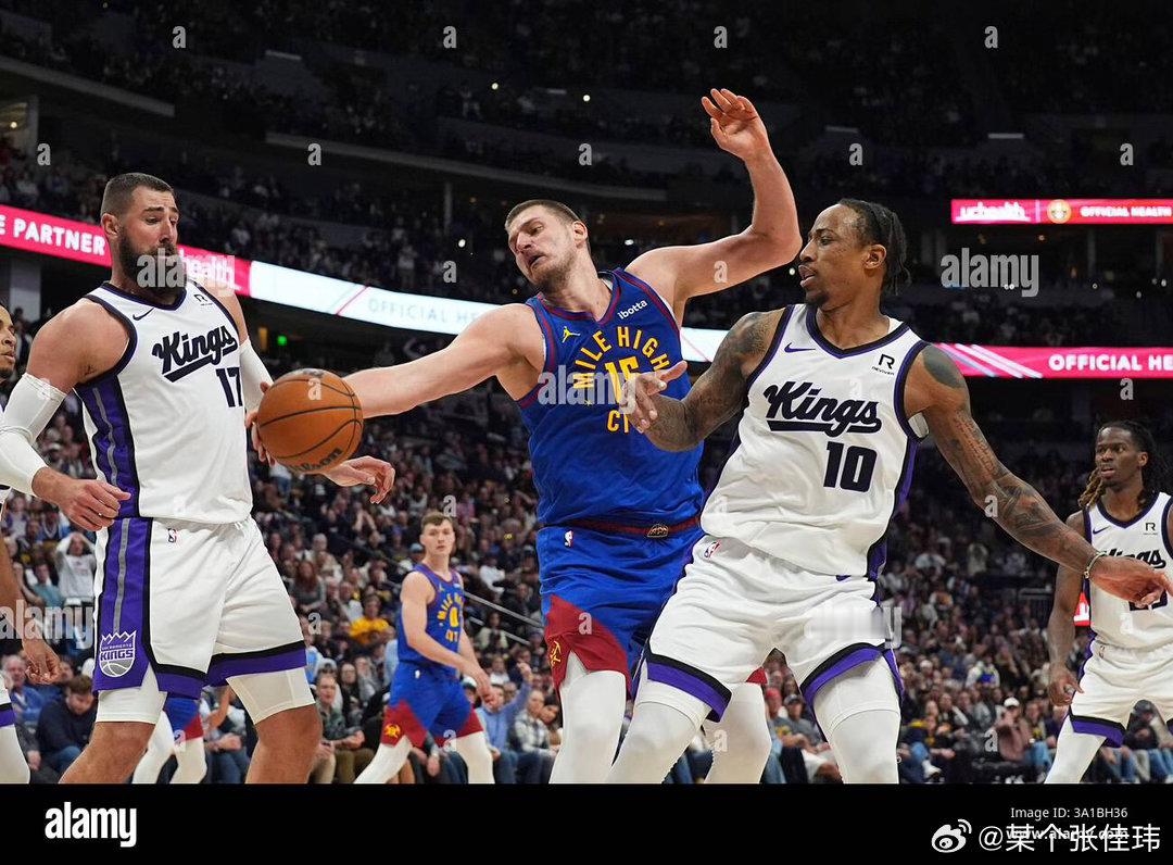 德罗赞要签掘金了。NBA历史得分第16位。上季刚结束了连续十二年场均得分20+。