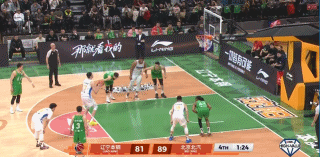 给机会把握不住！今晚CBA常规赛迎来辽京大战，结果主场作战的辽宁男篮在上半场一度