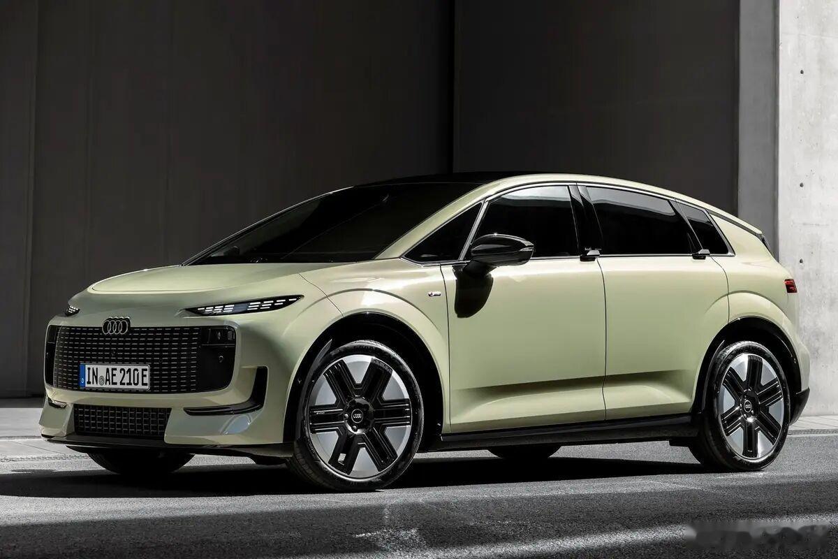 奥迪发布纯电掀背A2 e-tron日前，奥迪发布2026款A2 e-tron官图