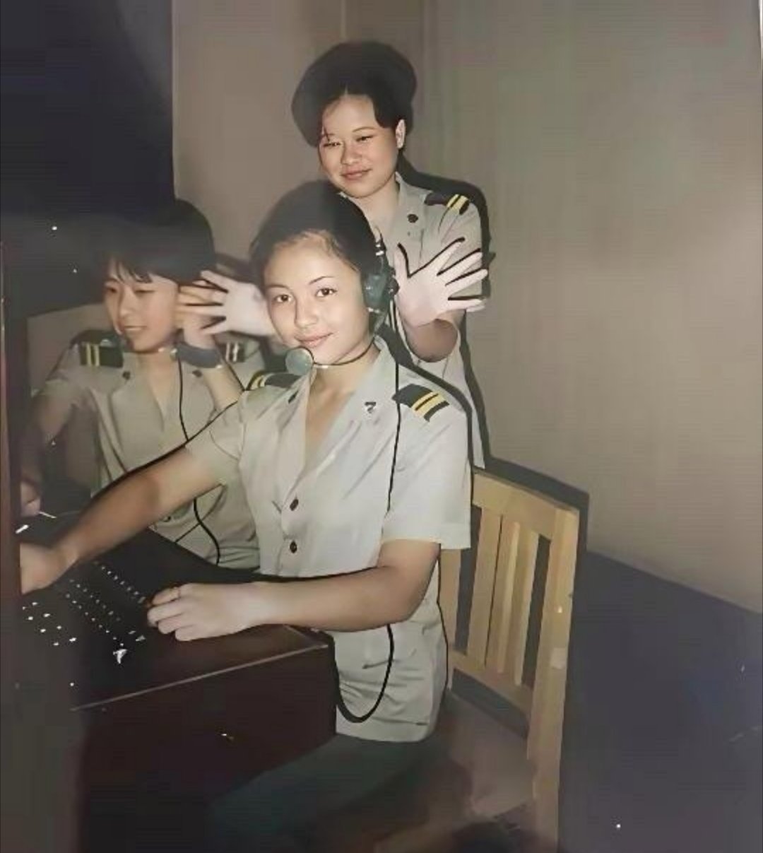 你涛姐，94年时话务兵 ​​​
