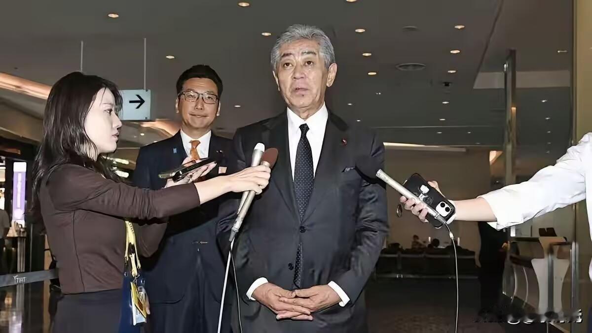 9月27日，日本前外相岩屋毅率领约50人的日本民间经贸代表团访华。代表团希望推动