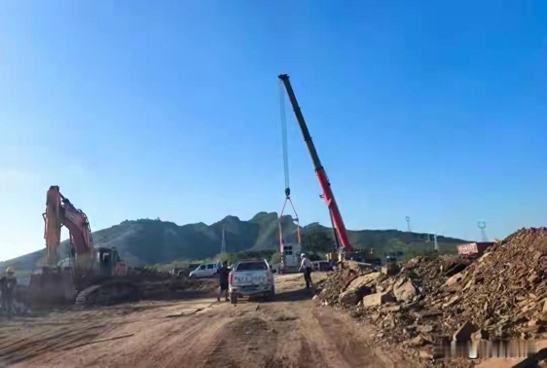 唐县一五亿级储能项目涉嫌未批先建 扬尘运输多重隐患叠加

2026年全国安全生产