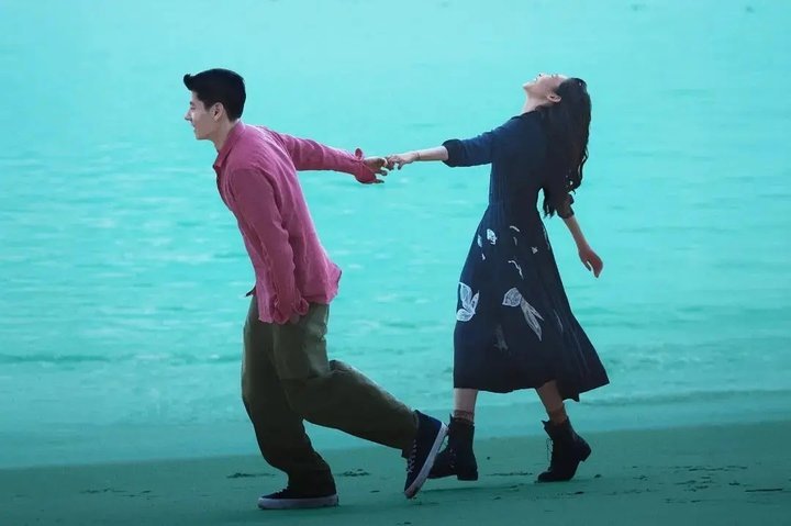 7天全女制作团队的含金量制作团队以女性独特视角，挖掘出故事中不为人知的细节，赋予