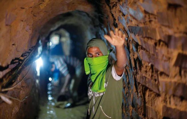 [微风]对于加沙地下500公里长的地道，是谁出钱、出机械，是谁帮助建造的，以色列