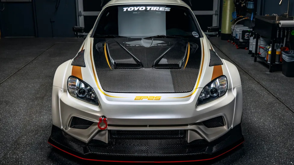 经典本田S2000在Bulletproof Automotive手中重获新生！搭