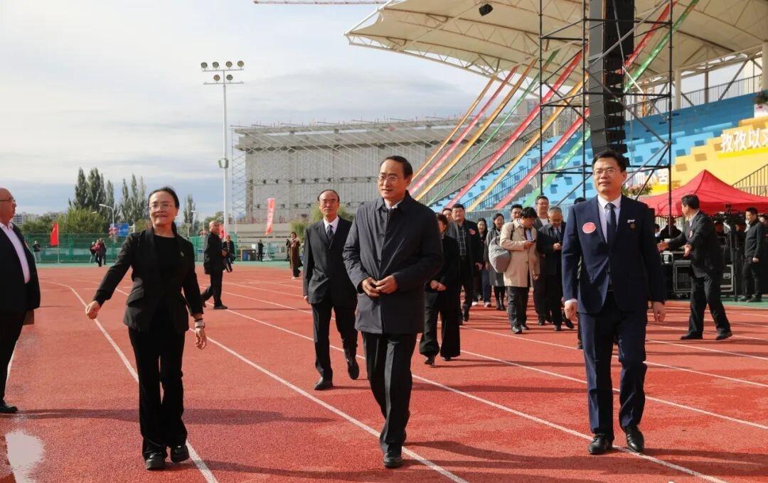 刘学长超话百十风华正茂，同心共谱华章——张家口市第一中学建校110周年暨高质量发