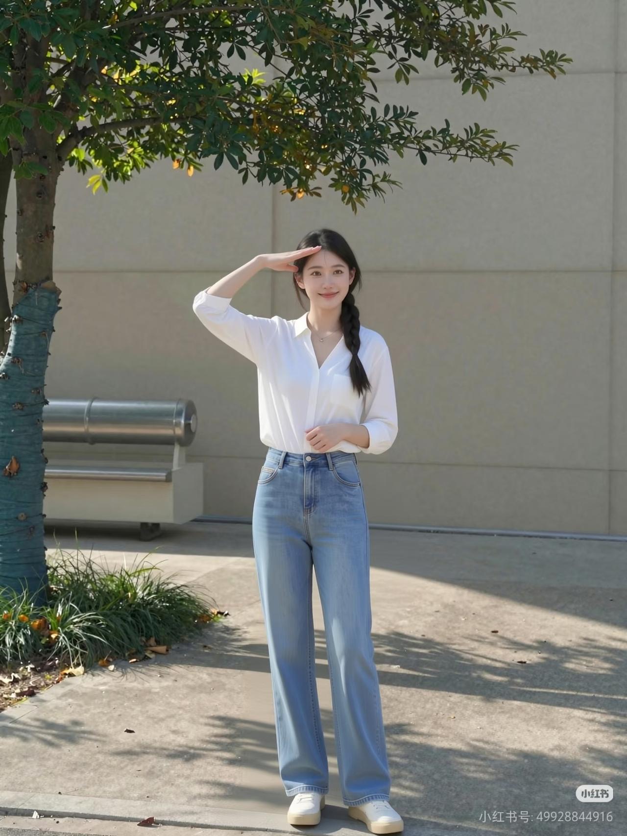 绿树阴中见，白衣人影斜。