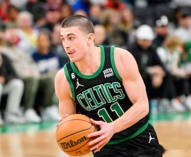 #NBA热门论坛# 
北京时间9月24日NBA凯尔特人队随队记者透露：球队管理层