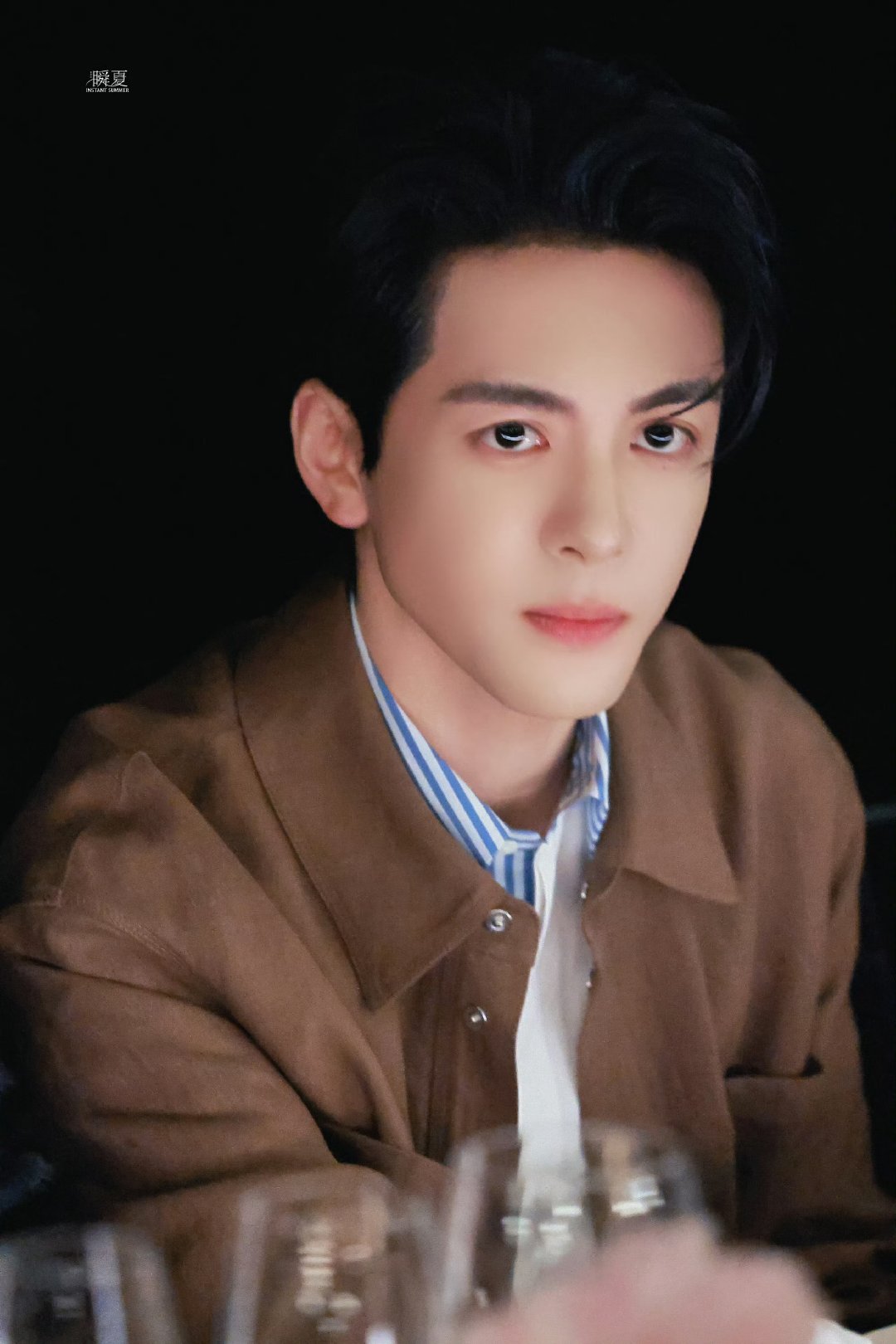 为曾舜晞的颜值尖叫 曾舜晞完完全全小公子曾舜晞昨日活动状态封神！一身贵气造型，眉