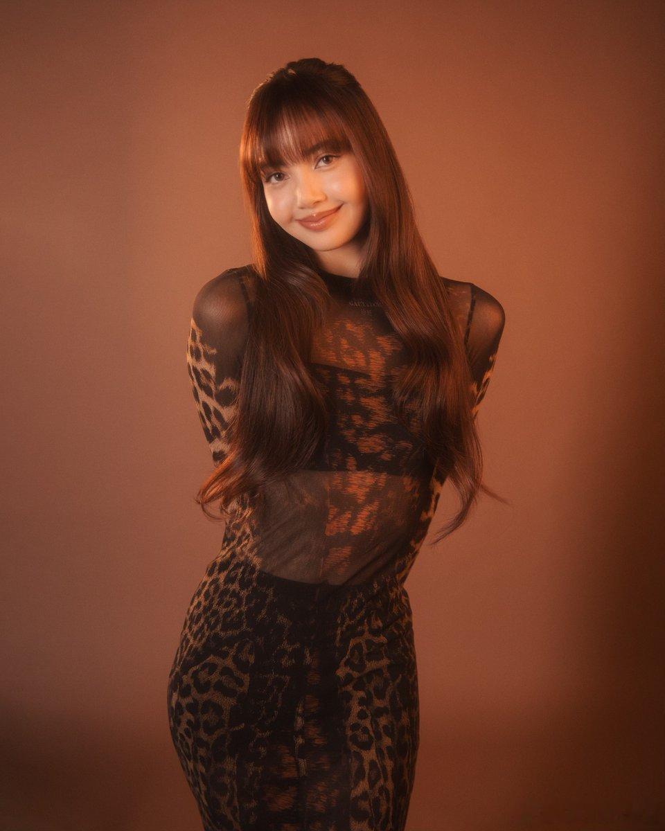LISA[超话]   ❤️🔥 lisa kpop女永一  💗 lisa亚女一