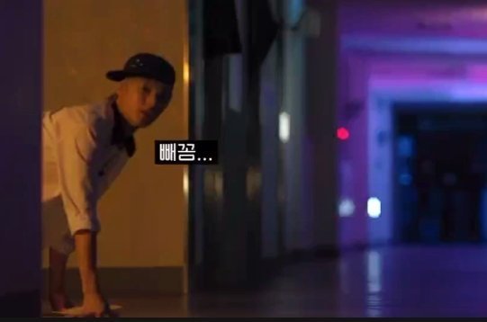 像do一半受不了爬出来，但是还是会被人拉着小腿回去，继续do 