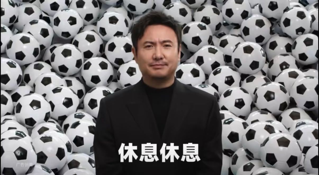 从前催找工作，现在陪我看球，boss直聘和世界杯格局打开了，好评好评！ 