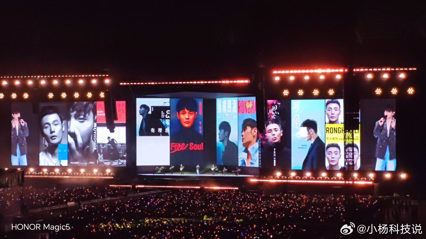 李荣浩4连质问单依纯 支持所有创作者维权！李荣浩确实一个非常优秀的原创音乐创作者