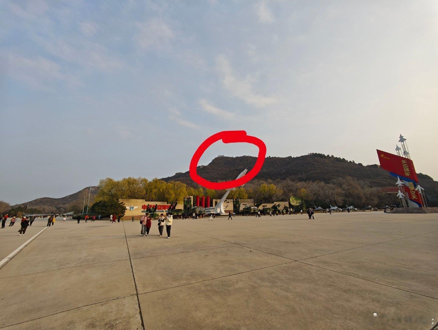 小米15这个ai计算摄影有点东西，图四手机加望远镜，图五手机30倍数码变焦，有点