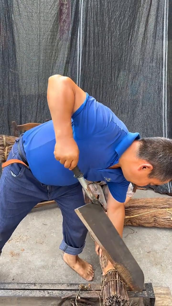 呀了，妈耶嘿，耶嘿嘿。