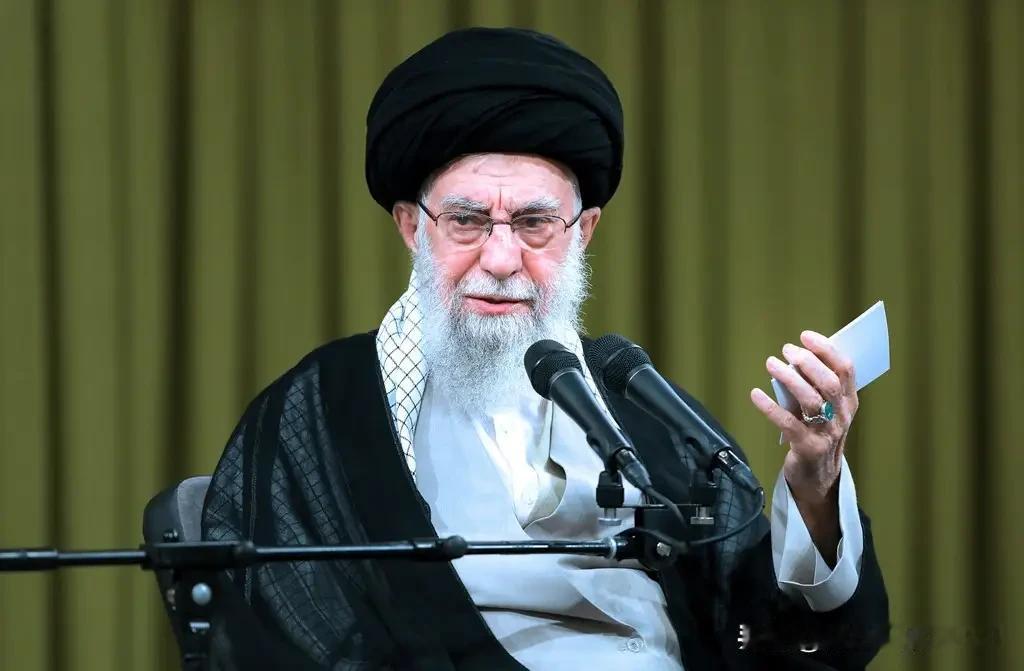 罪犯？特朗普是罪犯？
没错，这是伊朗最高精神领袖哈梅内伊说的，他认为，特朗普让伊