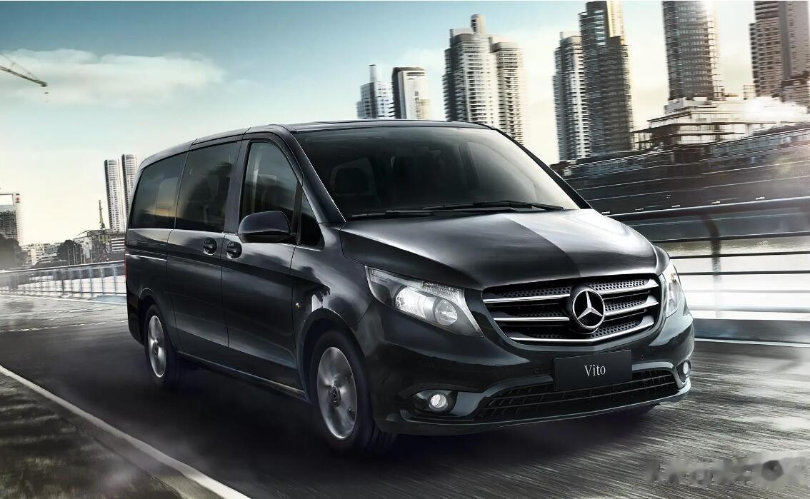  奔驰威霆，上半年月销量已经连续五个月达到了1000辆以上！上半年的最高月销量是