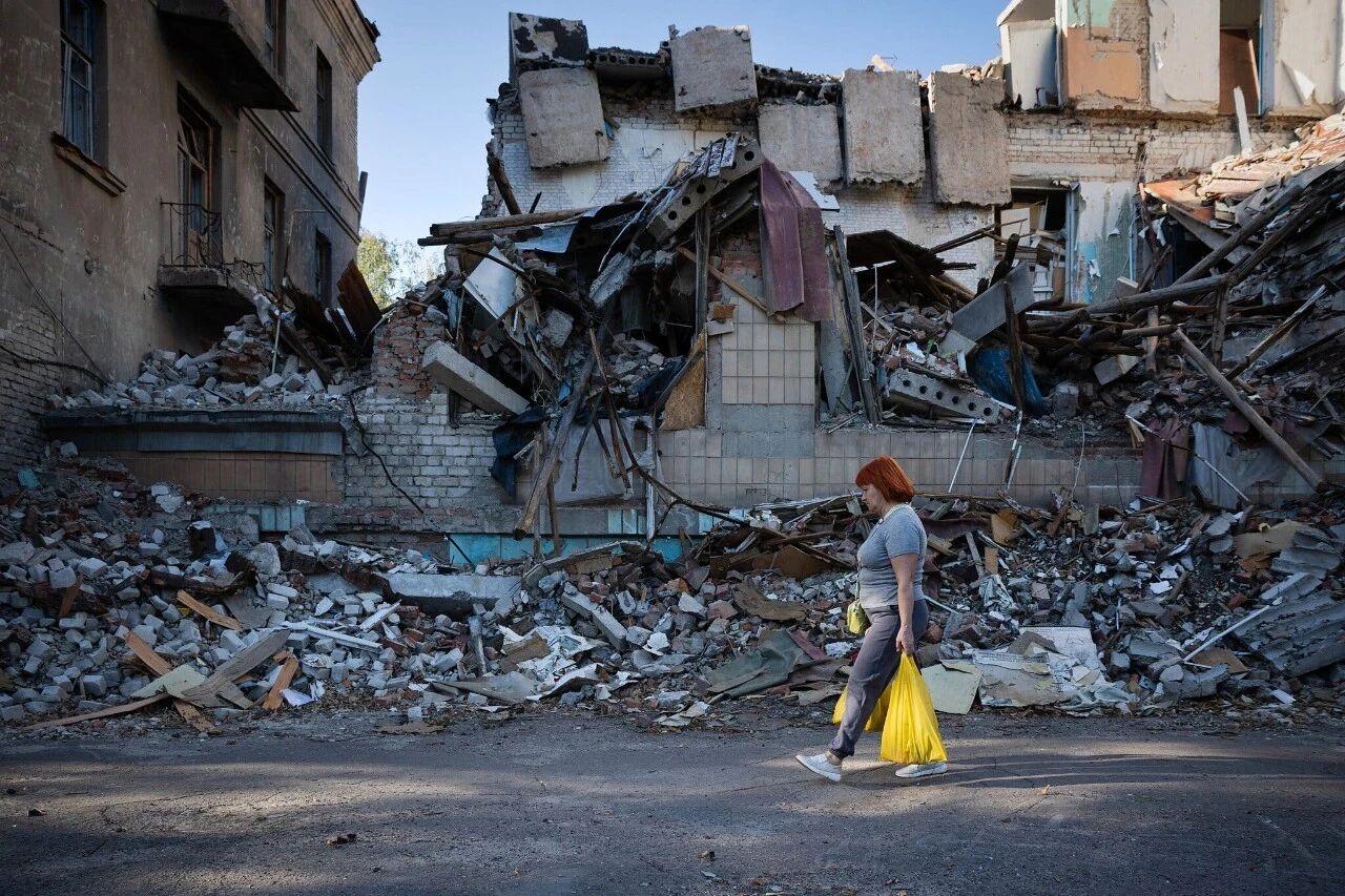 泽连斯基周二表示，作为潜在对俄和平协议的一部分，他已准备好从乌克兰仍控制的顿涅茨