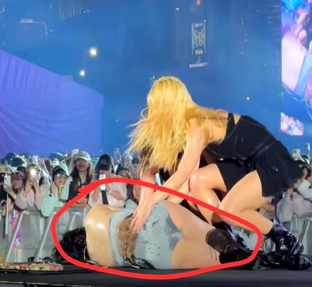 粉丝的五万条留言证明，健康比瘦更重要。

韩国艺人泫雅倒下，让人看到娱乐圈的极端