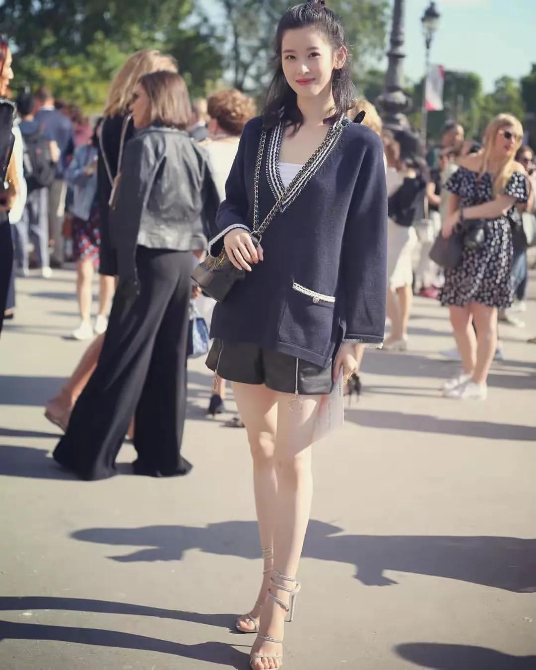 如果再给章泽天一次机会，她还会嫁给大老板吗？这就要从她嫁给大老板之后过得幸不幸福