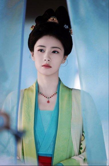 莫离这一段堪比滴血认亲一纸遗诏揭开真相，八年等待终迎公道莫离白鹿