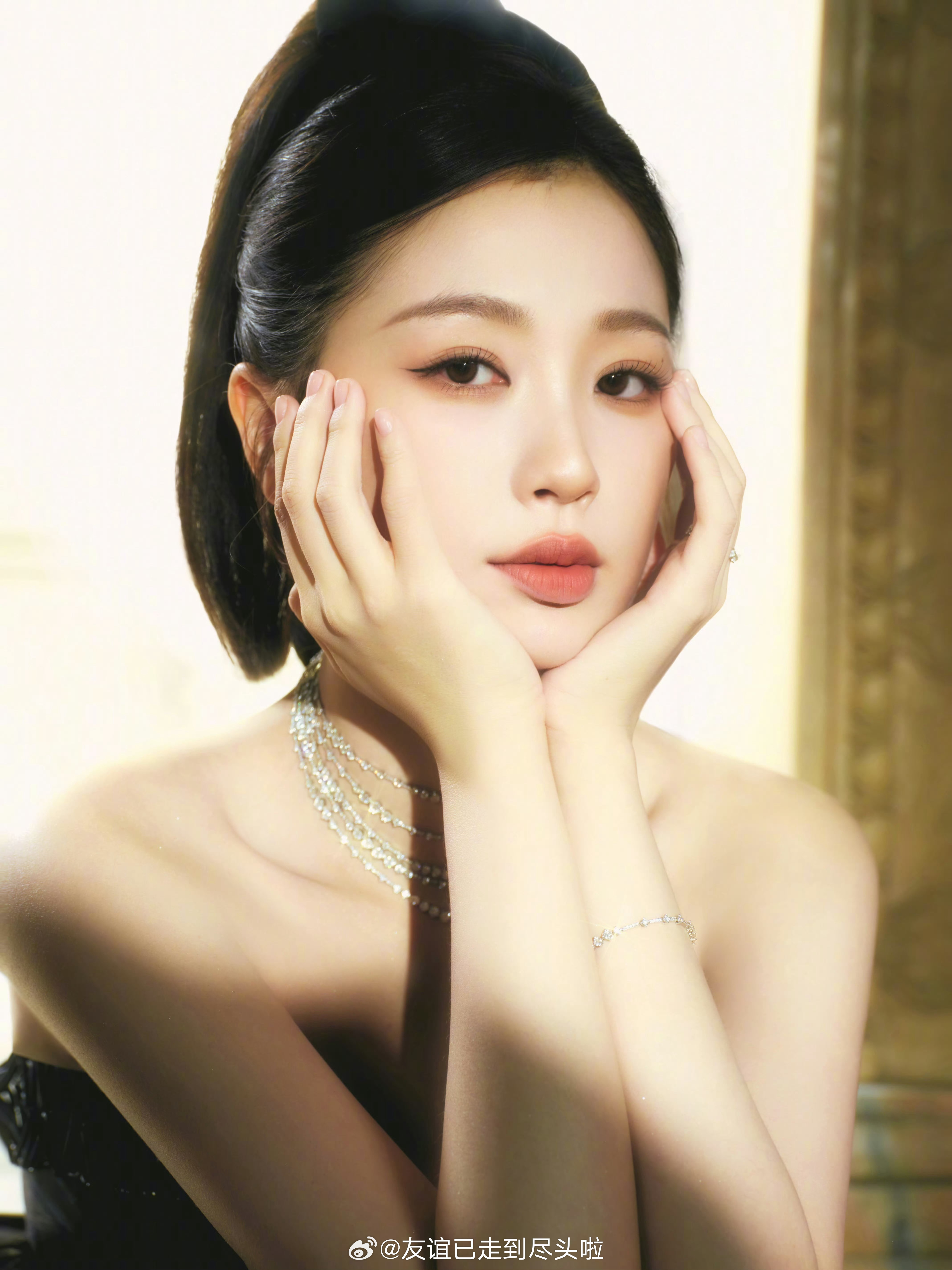 🍉：丁禹兮虞书欣三搭《京洛再无佳人》，男主一番或者平番在前。感觉这个选角有点假