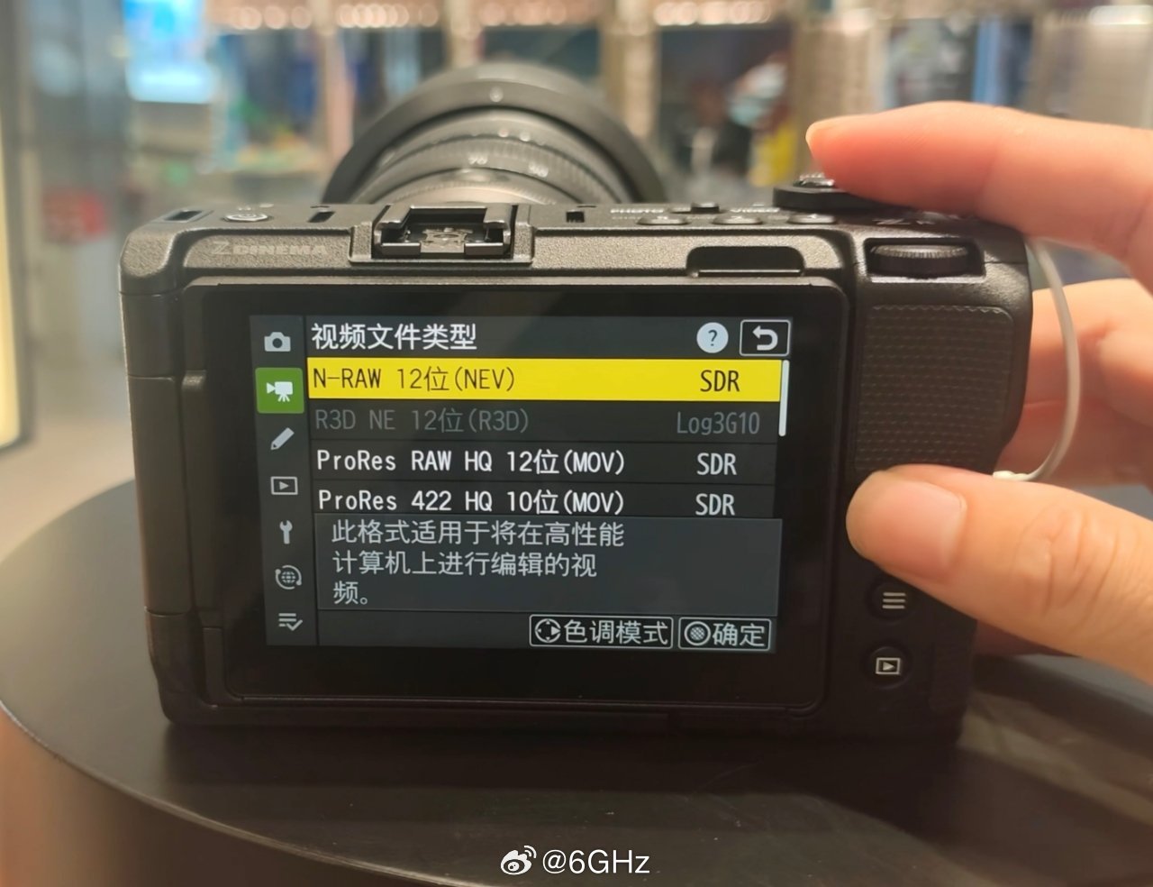 尼康zr性价比真的高的爆炸啊[泪][泪][泪]我要变成尼康佬！ ​​​