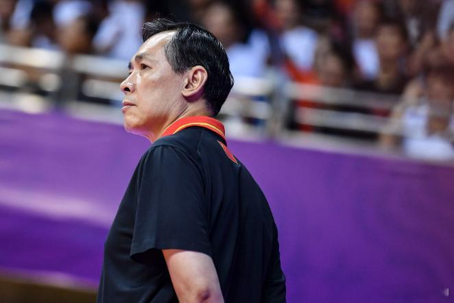 许利民：斯佩尔曼上一场腿被撞了，暂时会休息一下1月16日讯 CBA常规赛今晚继续