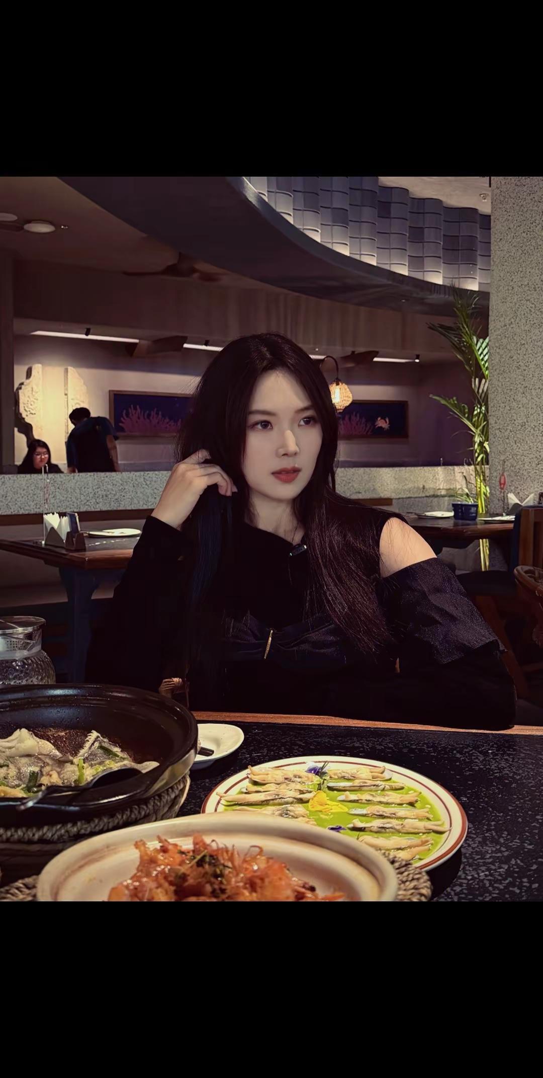 你为什么只喜欢 身材好 长相好 性格好的 我的早上好看不见吗  温柔姐姐