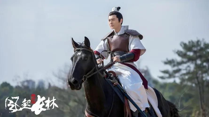 多年前看《琅琊榜》哭得稀里哗啦，后来梅长苏死了，便觉得琅琊榜已成绝唱，再也不想看