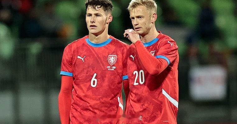 搬运足球情报，给足球爱好者们提供帮助捷克VS直布罗陀1捷克赛前遭受重创，他们的后