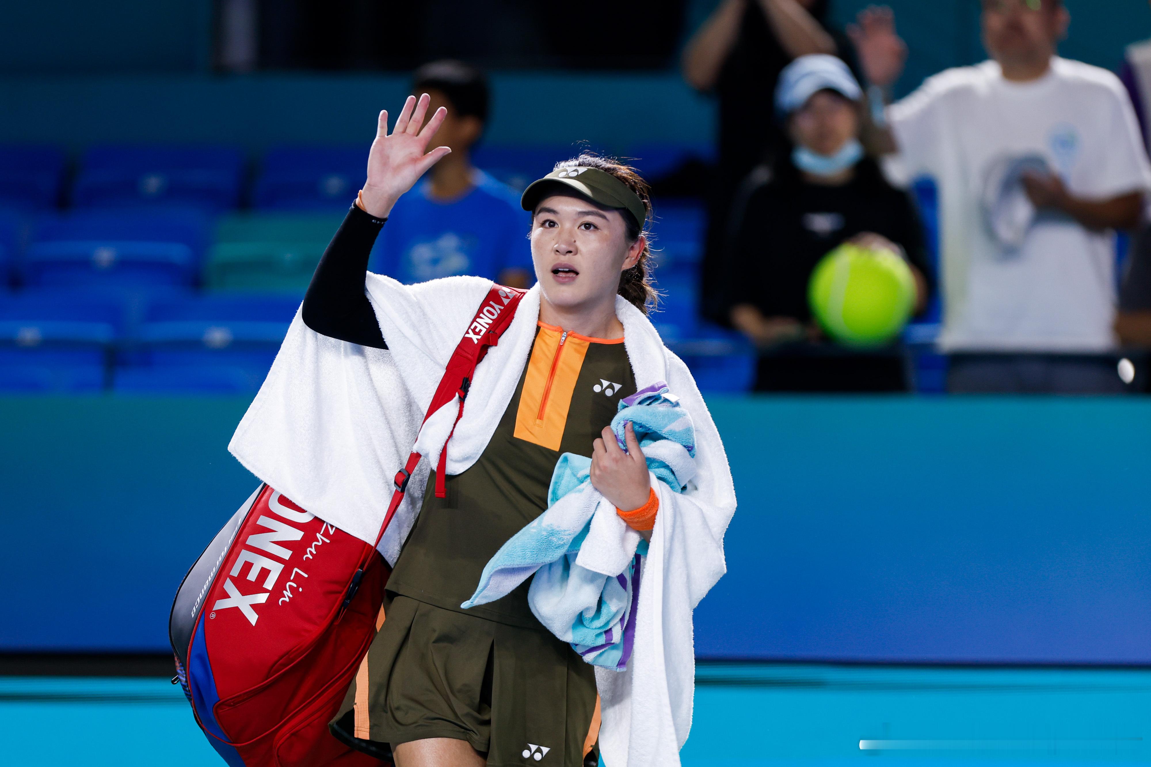 🔵WTA250九江女单正赛首轮❌🇨🇳朱琳3-6/1-2🇺🇸帕克斯时因身