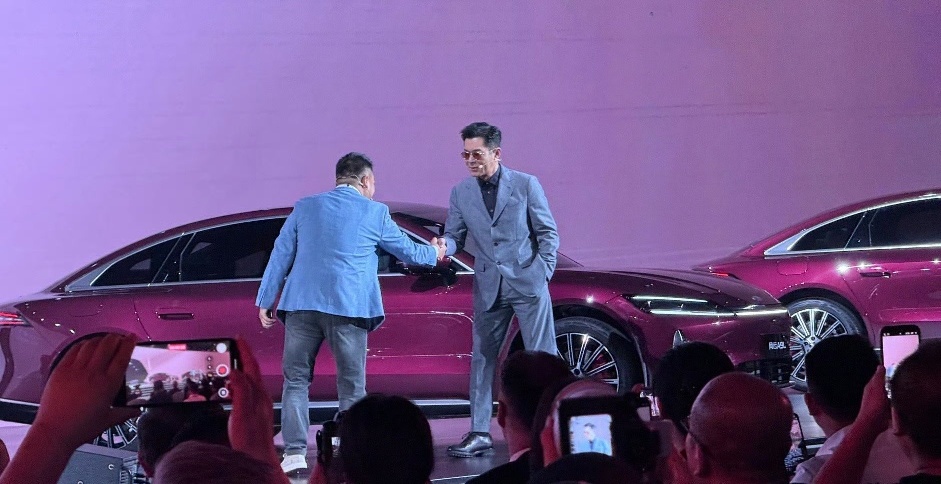 古天乐成为风云A9L001号车主 古天乐的演艺之路从不是一蹴而就，而是步步沉淀。
