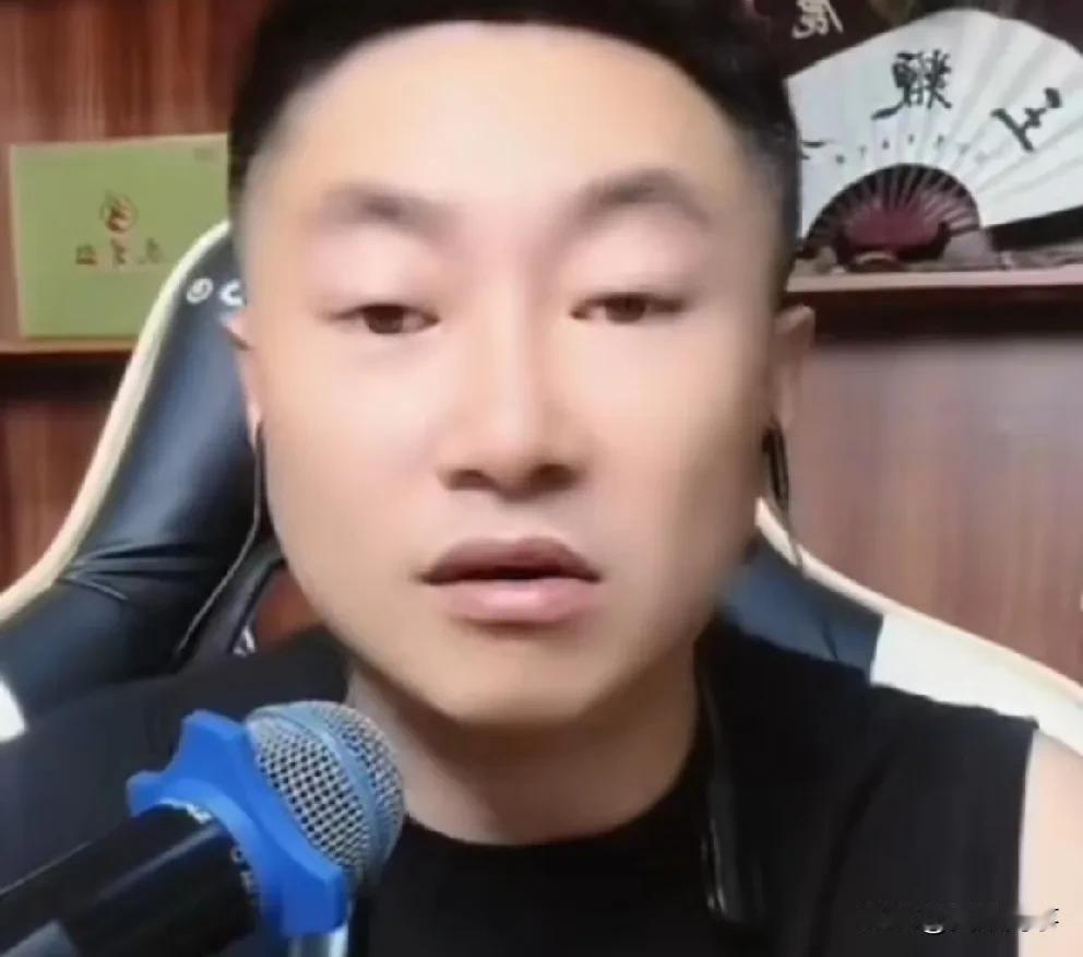 九天立场方丈！

         九天为方丈怼黑粉。方丈现在有自己的公司团队，