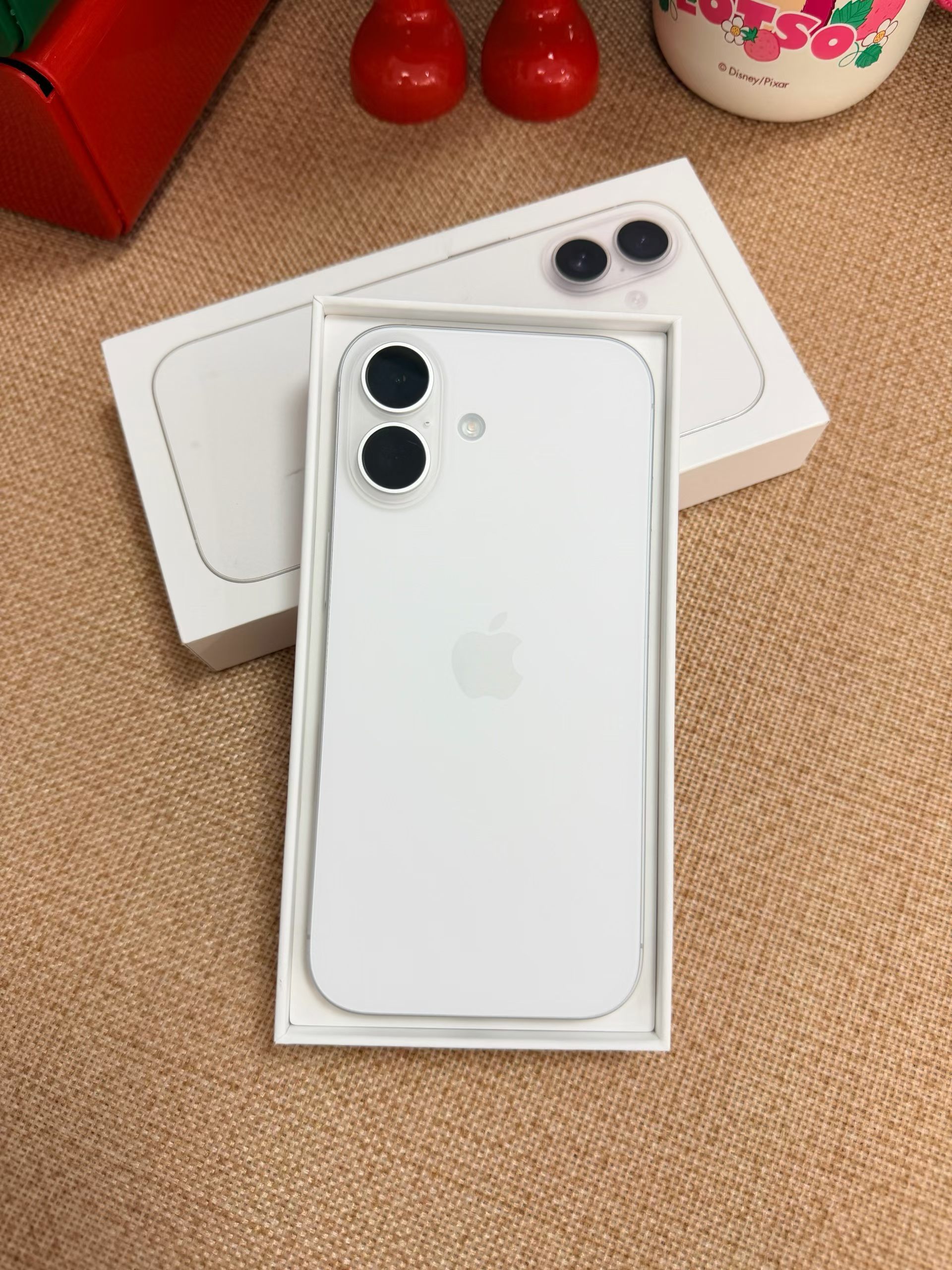 精品二手机苹果17 256G白激活2天，0充电，新机啥样它啥样来捡漏呀～🇨🇳