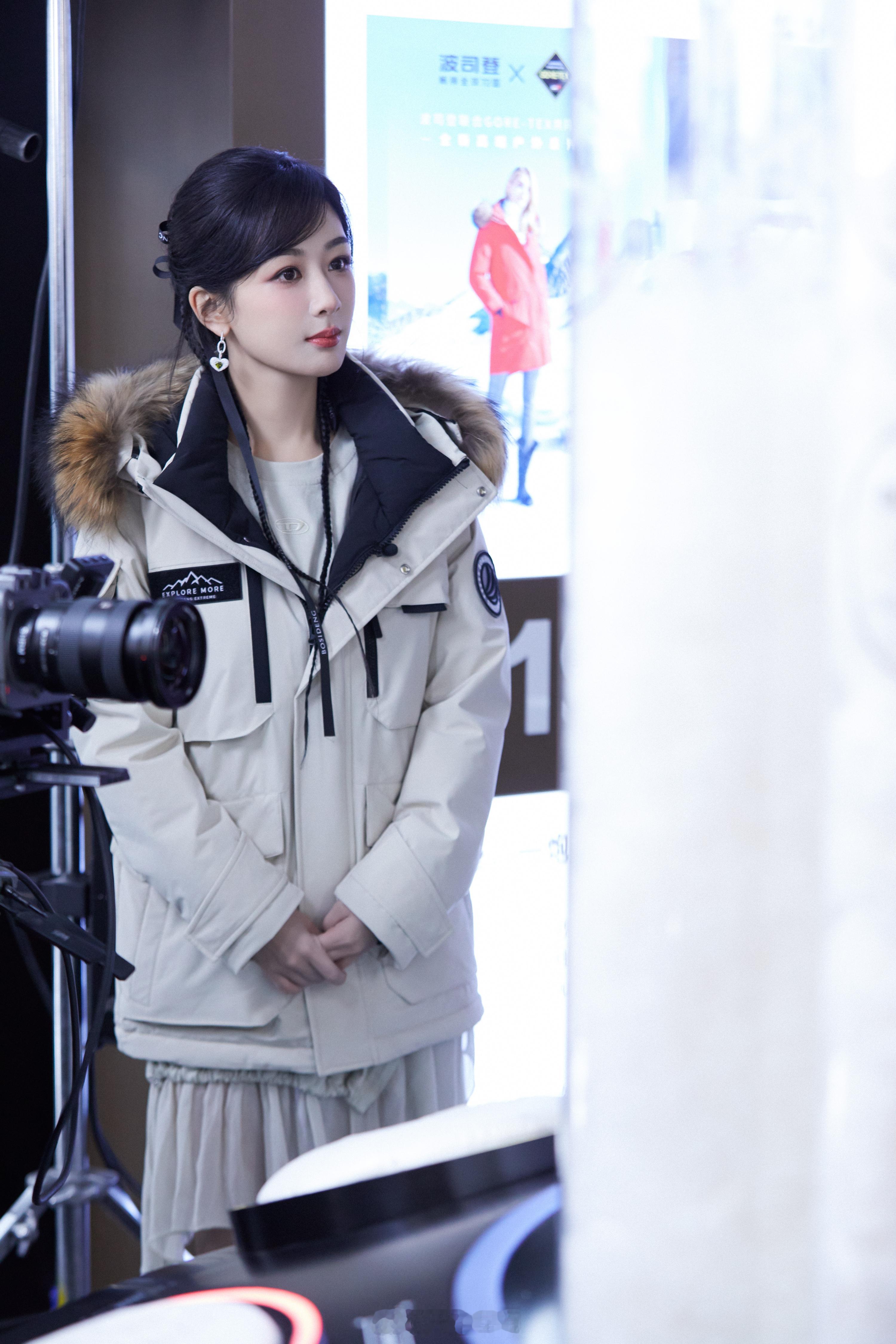 杨紫 