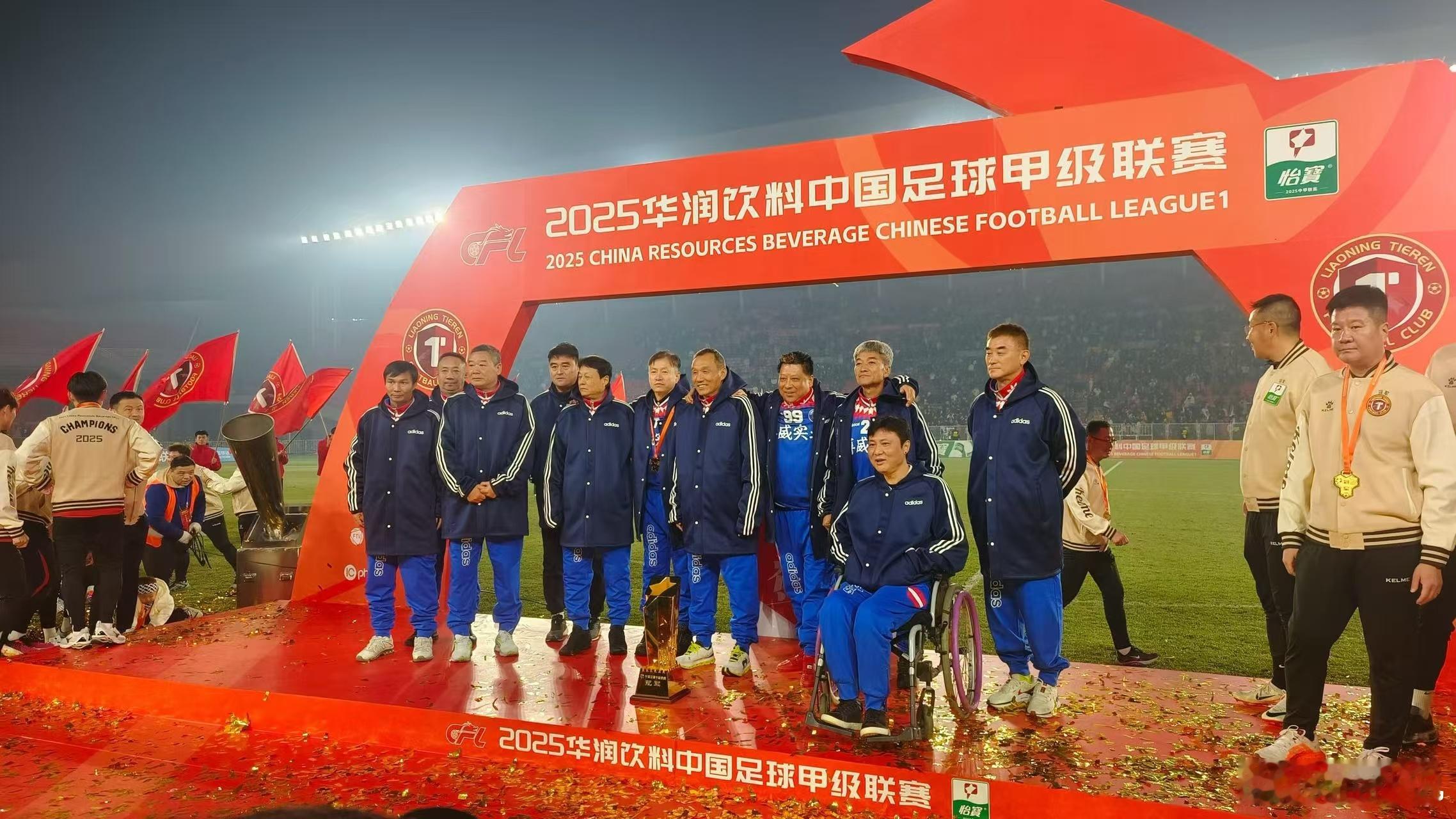 看到这张照片，我想说：庄毅真的是有情有义！ ​​​